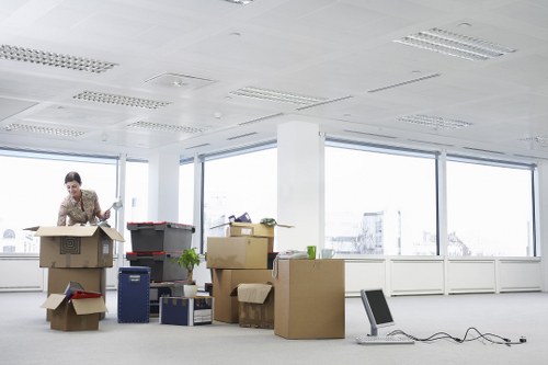 Manwithvan London packing office equipment